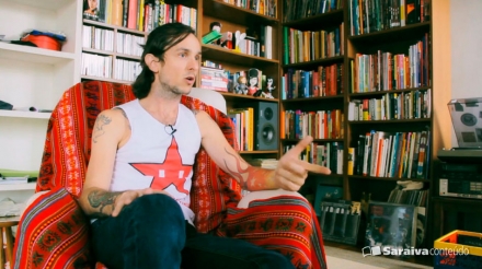 SARAIVA CONTEÚDO – CHUCK HIPÓLITHO